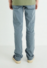 Load image into Gallery viewer, WRANGLER<BR>
Greensboro Jeans<BR>
Dusty Blue<BR>