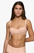 Load image into Gallery viewer, TRIUMPH<BR>
Body Make UP Illusion Bra<BR>
Peach<BR>