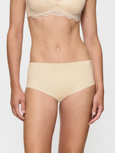 Load image into Gallery viewer, TRIUMPH<BR>
Pretty Micro Maxi Knickers<BR>
Black, Ivory, Skin<BR>