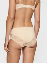 Load image into Gallery viewer, TRIUMPH<BR>
Pretty Micro Maxi Knickers<BR>
Black, Ivory, Skin<BR>