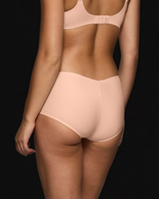 Load image into Gallery viewer, TRIUMPH<BR>
Body MakeUp Ilusion Shorty Brief<BR>
Peach, Chocolate<BR>