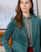 Load image into Gallery viewer, SURKANA<BR>
Liyu Jacket<BR>
Green<BR>