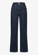 Load image into Gallery viewer, MORE AND MORE<BR>
Marlene Jeans<BR>
Denim<BR>