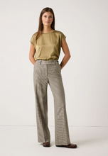 Load image into Gallery viewer, MORE AND MORE<BR>
Check Wide Leg Trousers<BR>
Check<BR>