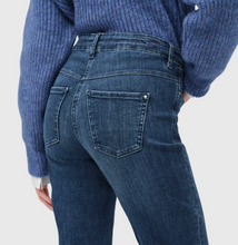 Load image into Gallery viewer, MAC JEANS<BR>
Dream Bootcut Jeans<BR>
574<BR>