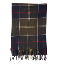 Load image into Gallery viewer, BARBOUR<BR>
Beanie and Scarf Set<BR>
Classic<BR>