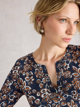 Load image into Gallery viewer, WHITE STUFF<BR>
Weaver Tee<BR>
Navy Print<BR>