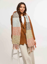 Load image into Gallery viewer, FRAAS<BR>
Sustainability Edition - Checked Scarf with Fringes<BR>
419, 753<BR>