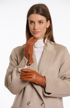 Load image into Gallery viewer, RINO AND PELLE<BR>
Giske Leather Gloves<BR>
Black, Brown<BR>
