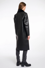 Load image into Gallery viewer, RINO AND PELLE<BR>
Tatiana Reversible Coat<BR>
Black<BR>