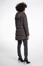 Load image into Gallery viewer, RINO AND PELLE<BR>
Nusa Outer Jacket<BR>
Micro Snake<BR>