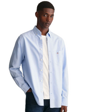 Load image into Gallery viewer, GANT<BR>
Classic Oxford Shirt<BR>
Light Blue<BR>