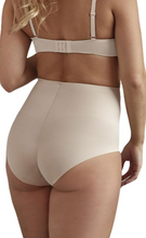 Load image into Gallery viewer, JANIRA<BR>
High Waist Panty Perfect Curves<BR>
Skin<BR>