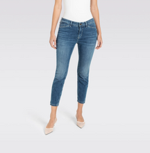 Load image into Gallery viewer, MAC JEANS<BR>
Dream Summer Jeans<BR>
Blue, Beige<BR>