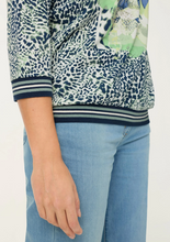 Load image into Gallery viewer, OLSEN<BR>
Animal Placement Print T-Shirt<BR>
Navy<BR>