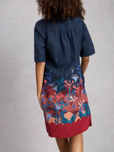 Load image into Gallery viewer, WHITE STUFF<BR>
June Linen Notch Neck Dress<BR>
Navy Print<BR>
