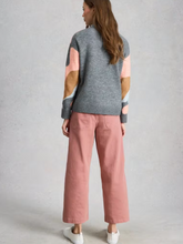 Load image into Gallery viewer, WHITE STUFF<BR>
Tia Wide Leg Crop Jeans<BR>
Blue, DustPink<BR>