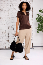 Load image into Gallery viewer, PERUZZI<BR>
Flap Pocket Trousers<BR>
Beige<BR>