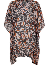 Load image into Gallery viewer, PASTUNETTE<BR>
CoverUp<BR>
Black/Tan<BR>