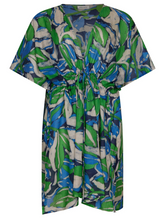 Load image into Gallery viewer, PASTUNETTE<BR>
CoverUp<BR>
Blue/Green<BR>