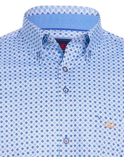 Load image into Gallery viewer, ANDRE<BR>
Cong Pin Short Sleeve Shirt<BR>
Beige, Pink<BR>