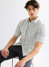 Load image into Gallery viewer, WRANGLER<BR>
Short Sleeve Shirt<BR>
Navy/White<BR>