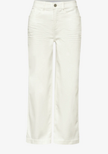 Load image into Gallery viewer, STREET ONE<BR>
Cropped Leg Wide Jeans<BR>
Off White<BR>