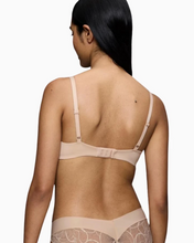 Load image into Gallery viewer, TRIUMPH<BR>
Body Makeup Illusion Lace<BR>
Multi<BR>