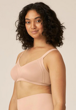 Load image into Gallery viewer, NATURANA<BR>
Non Wire Minimizer Bra<BR>
Salmon<BR>