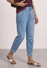 Load image into Gallery viewer, STREET ONE<BR>
High Waist Barrel Jeans in a Loose Fit<BR>
Blue<BR>