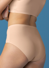 Load image into Gallery viewer, FANTASIE<BR>
Smooth Ease Full Brief<BR>
Beige<BR>