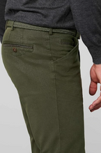 Load image into Gallery viewer, MEYER<BR>
Oslo Chicago Men's Cotton Trousers<BR>
Olive<BR>