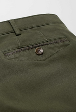 Load image into Gallery viewer, MEYER<BR>
Oslo Chicago Men's Cotton Trousers<BR>
Olive<BR>