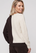 Load image into Gallery viewer, OLSEN<BR>
Leopard Intarsia Sweater<BR>
Beige<BR>