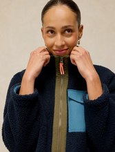 Load image into Gallery viewer, WHITE STUFF<BR>
Borg Fleece<BR>
Navy/Green<BR>