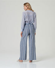 Load image into Gallery viewer, SURKANA <BR>
Wide linen trousers with high waist <BR>
Blue & White <BR>