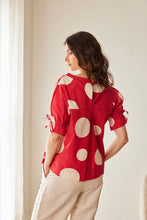 Load image into Gallery viewer, PERUZZI <BR>
Circle-Print Blouse <BR>
Red <BR>
