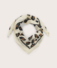 Load image into Gallery viewer, MASAI <BR>
Alvienne Scarf <BR>
Animal <BR>