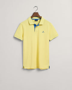GANT <BR>
Contrast Collar Pique Polo Shirt <BR>