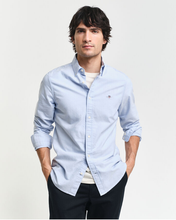 Load image into Gallery viewer, GANT <br>
Slim Classic Oxford shirt <br>
Blue(445) , Pink (662)