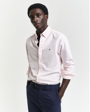 Load image into Gallery viewer, GANT <br>
Slim Classic Oxford shirt <br>
Blue(445) , Pink (662)