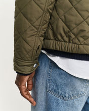 Load image into Gallery viewer, GANT<BR>
Quilted outerwear jacket <BR>
Taupe, Navy <BR>