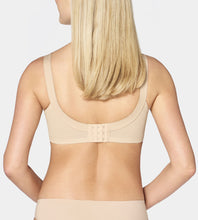 Load image into Gallery viewer, TRIUMPH <BR>
Doreen Non Wire Bra <BR>
White, Skin <BR>