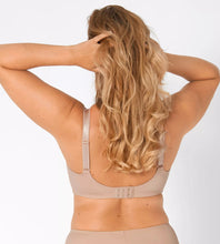 Load image into Gallery viewer, TRIUMPH<BR>
Amourette Charm, Wired, Padded Bra <BR>