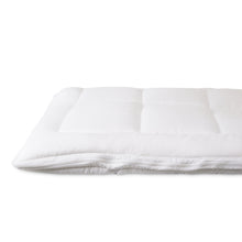 Load image into Gallery viewer, FINE BEDDING COMPANY &lt;BR&gt;
Dual Layer Mattress Topper &lt;BR&gt;
