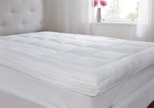 Load image into Gallery viewer, FINE BEDDING COMPANY <BR>
Dual Layer Mattress Topper <BR>
