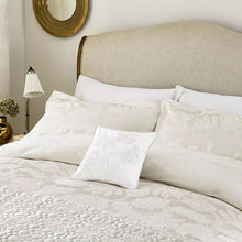 Load image into Gallery viewer, HELENA SPRINGFIELD <BR>
Letty Bedlinen <BR>
Porcelain <BR>