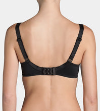 Load image into Gallery viewer, TRIUMPH <BR>
Doreen Delicate <BR>