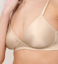 Load image into Gallery viewer, TRIUMPH <BR>
Soft Sensation Bralette<BR>