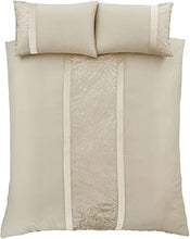 Load image into Gallery viewer, CATHERINE LANSFIELD <BR>
Velvet Sparkle <BR>
Champagne <BR>